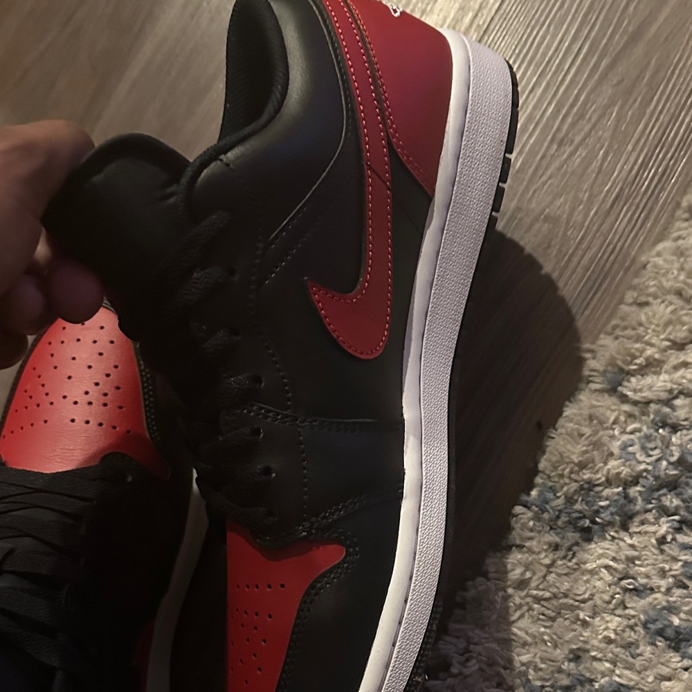 Jordan Men's Black and Red Sneakers - Picture 8 of 8